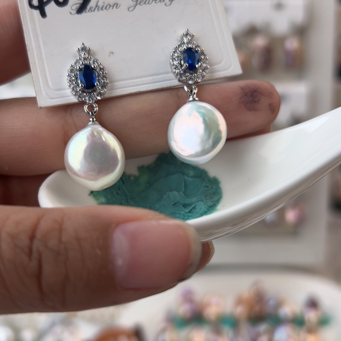 淡水珍珠耳饰未镶嵌