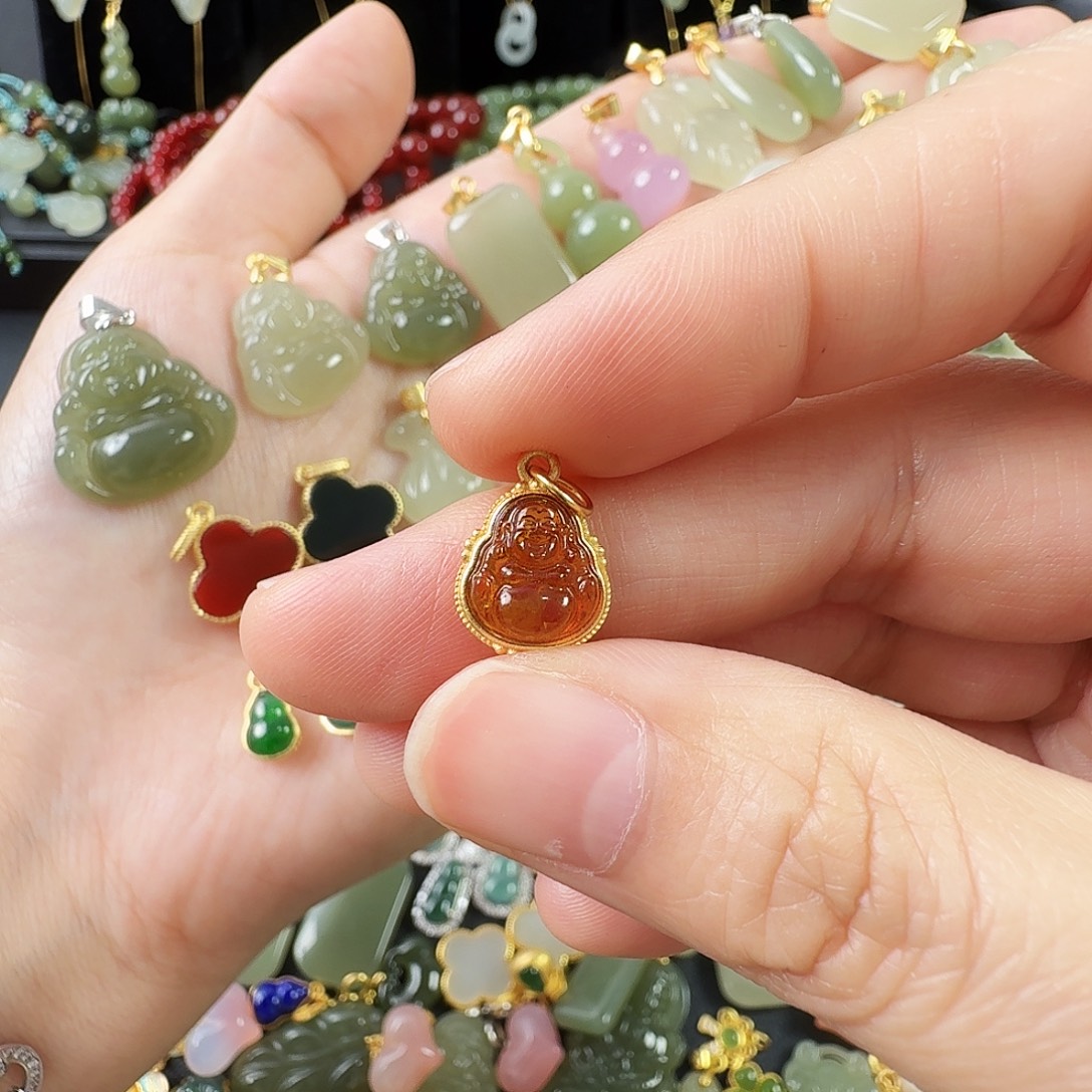 琥珀银S925镶嵌颈饰