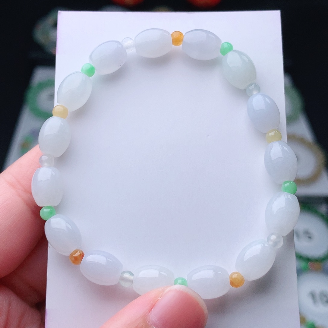 翡翠手串未镶嵌翡翠