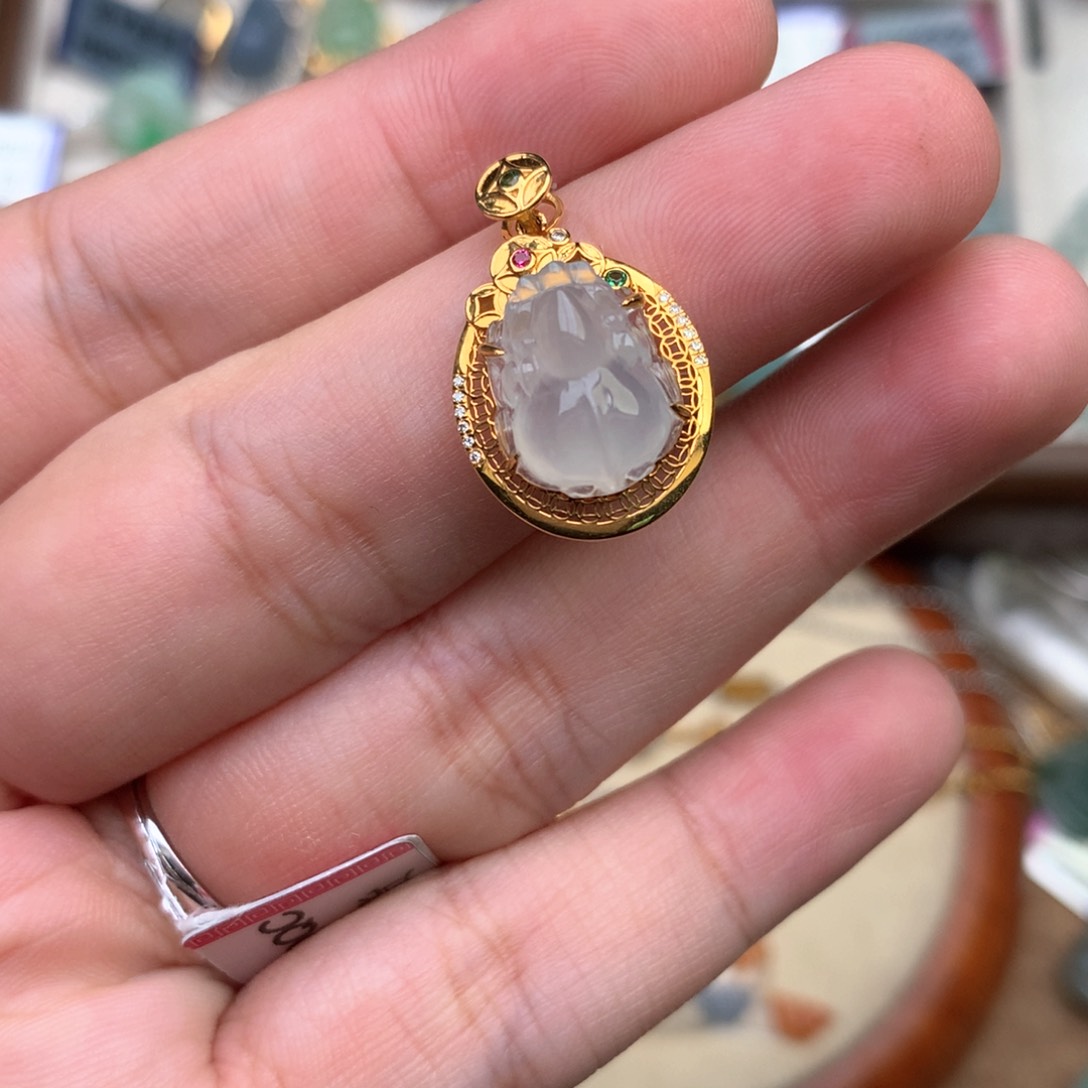 【闪购商品】18K金镶嵌挂件翡翠一