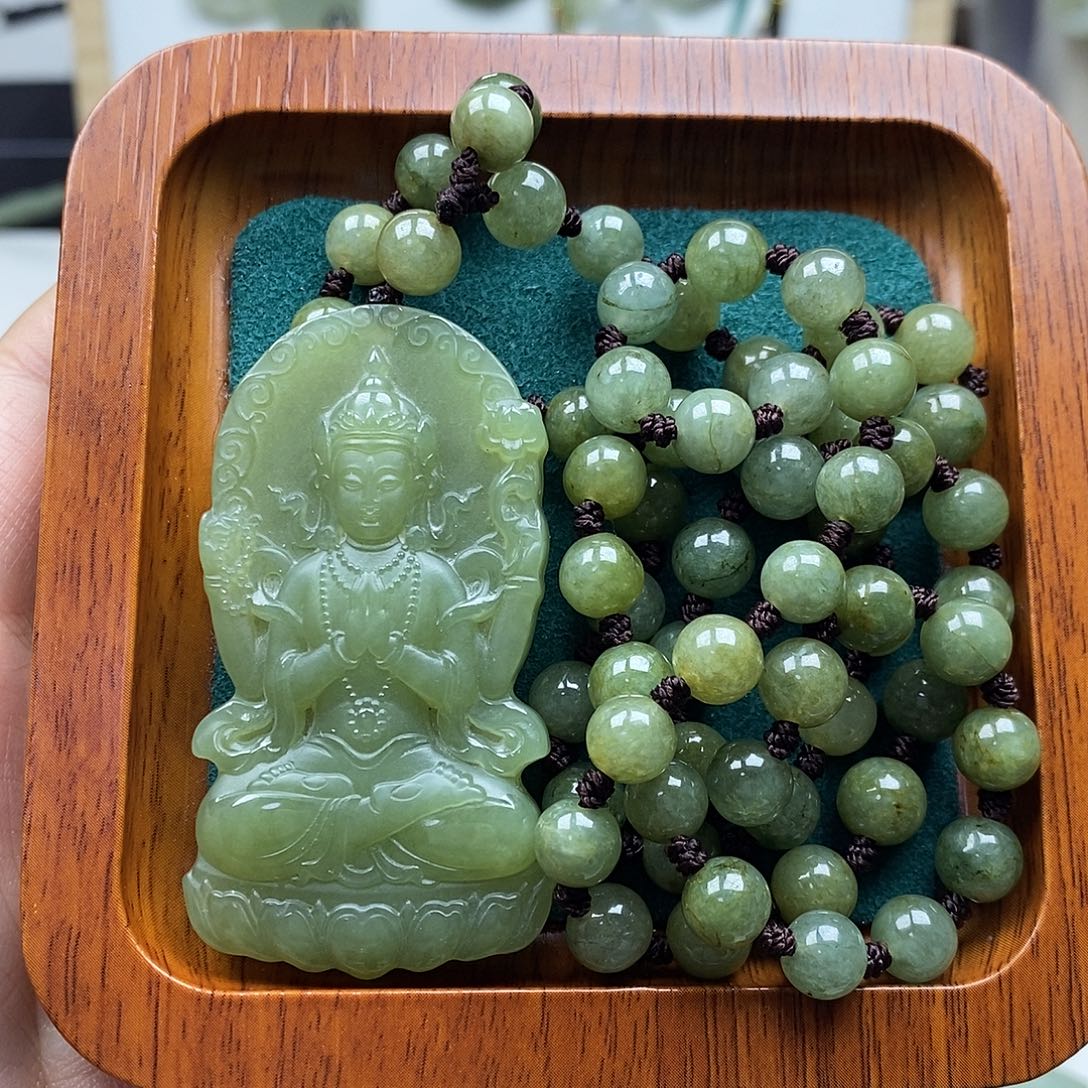 和田玉未镶嵌颈饰孤品捡漏款观音