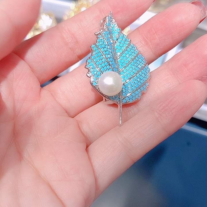 锆石铜合金蓝色叶子胸针
