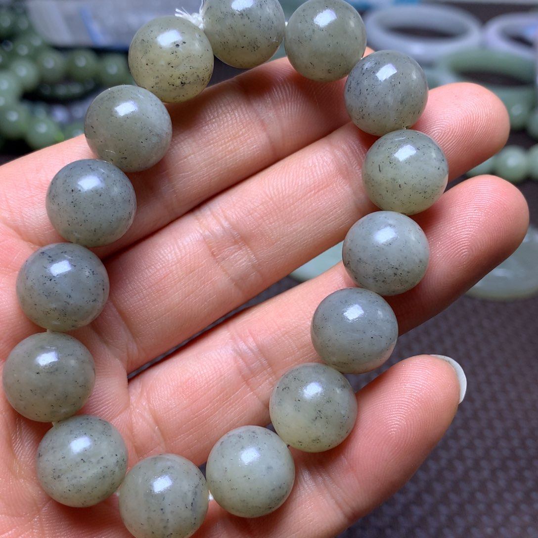 未镶嵌手串和田玉