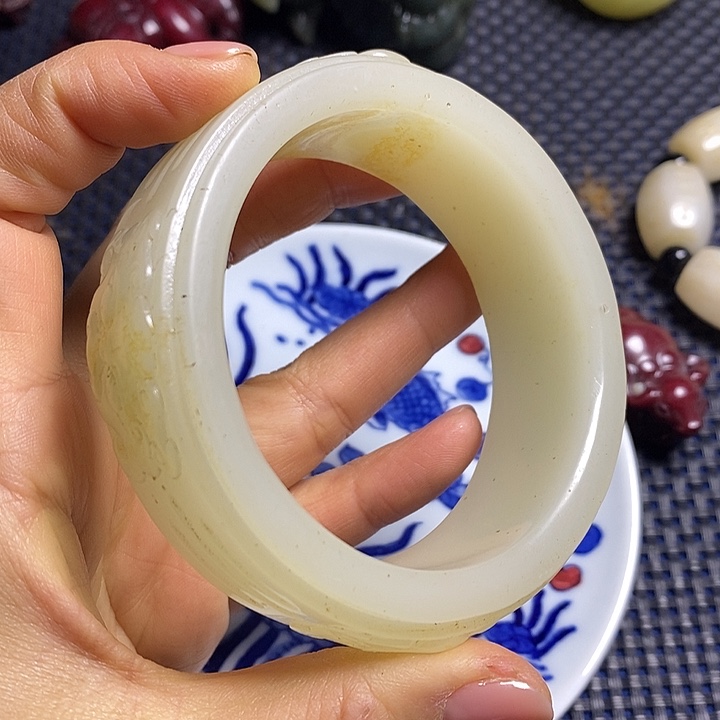 吊坠白玉菩提支持七天无理由