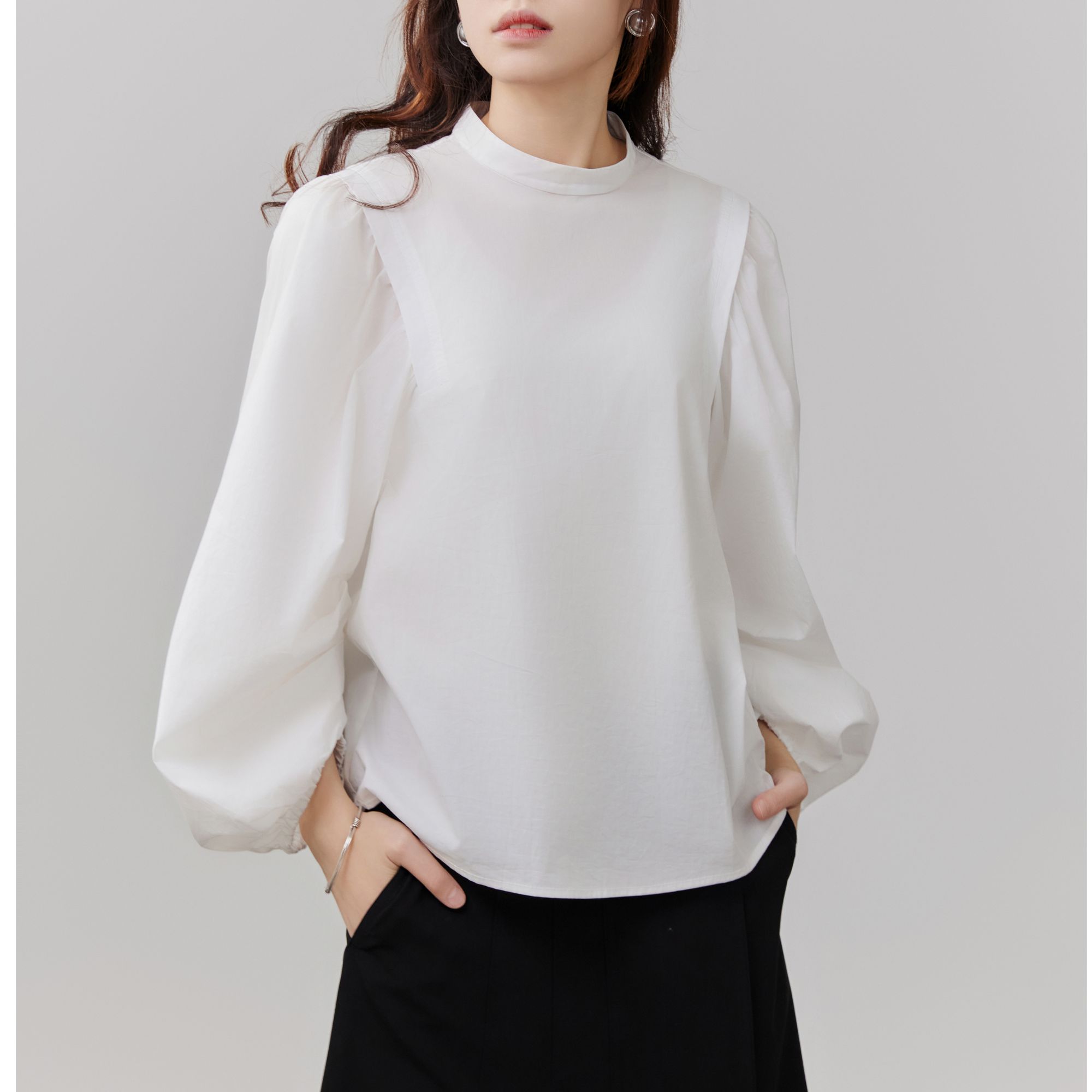 AMASS/阿玛施新款上衣时尚宽松圆领泡泡袖简约长袖衬衫5300728