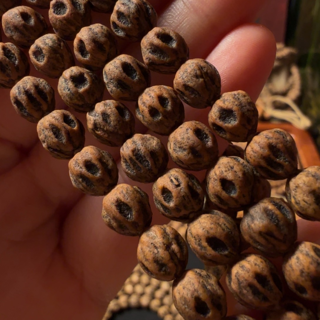 月***慌柏香籽/百香籽吊坠