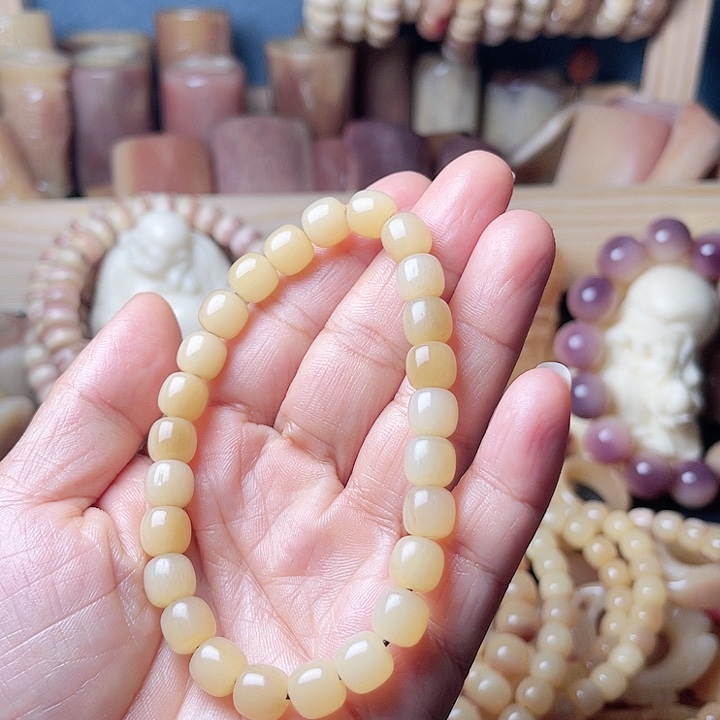 驼骨手串/手链用****3驼骨8✖️8黄透料