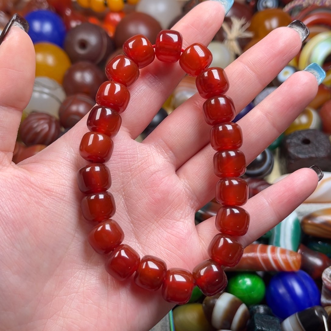 玛瑙/玉髓颈饰未镶嵌