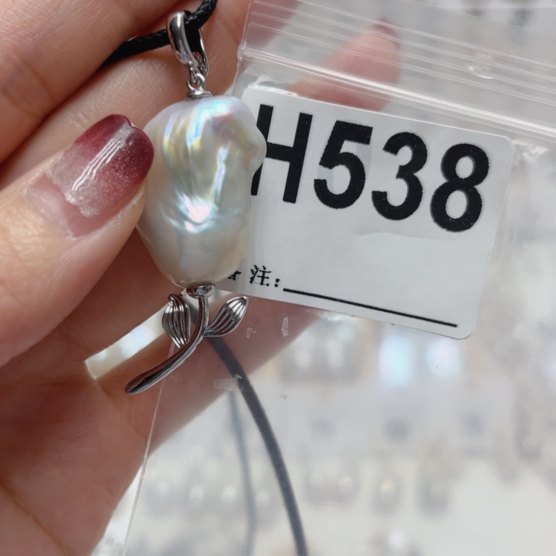 颈饰未镶嵌淡水珍珠