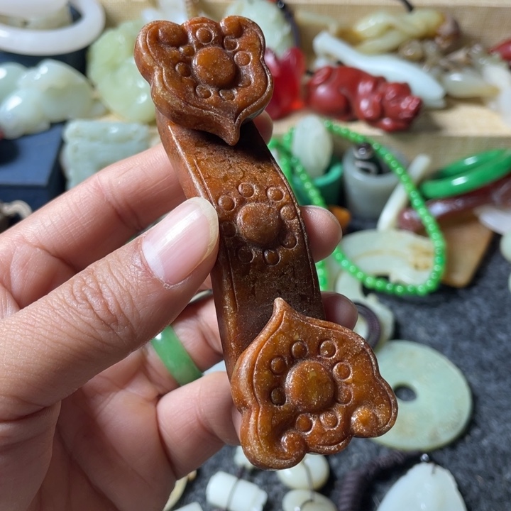 和田玉未镶嵌吊坠(不含链)