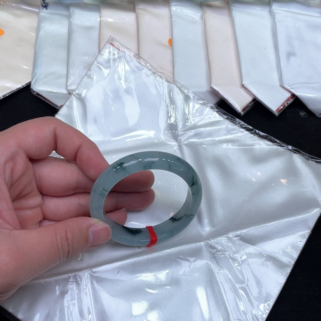 翡翠手镯未镶嵌54正圈