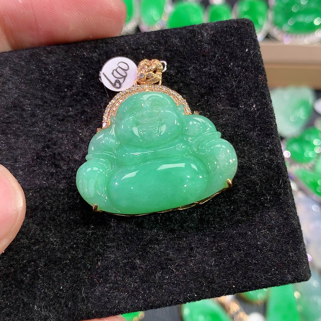 翡翠吊坠(赠链)18K金镶嵌