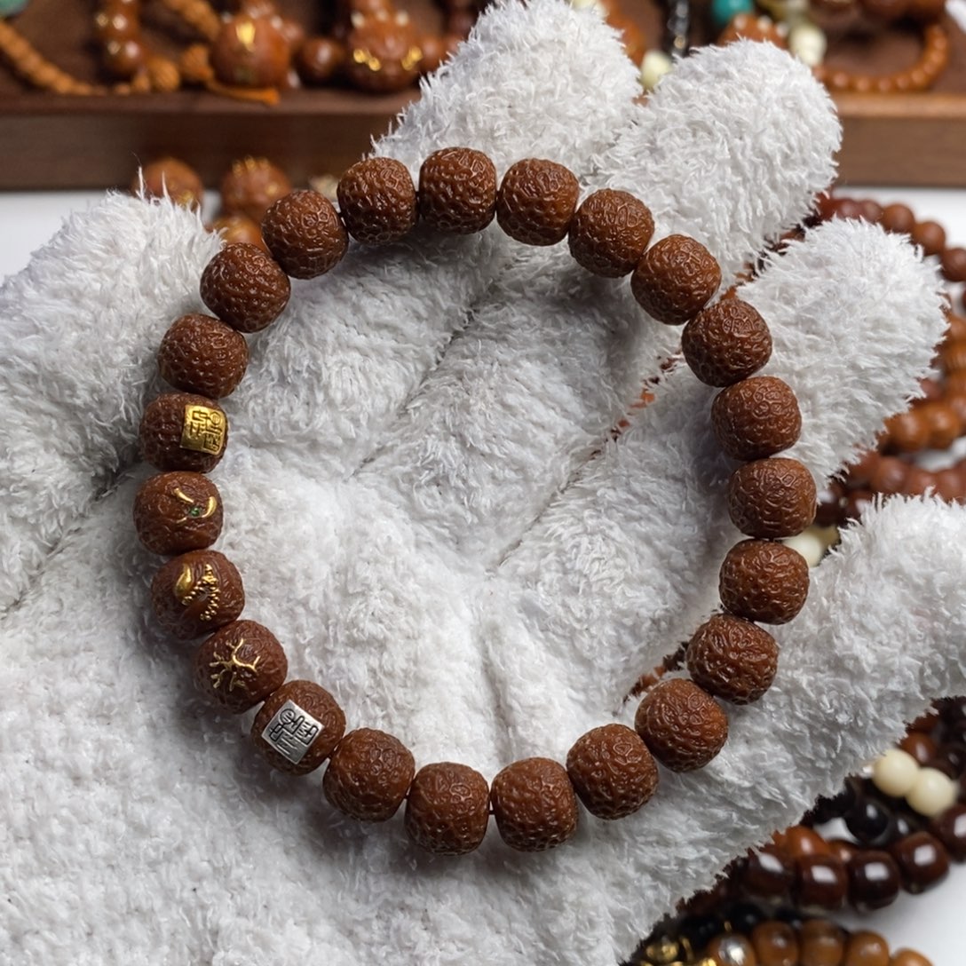 手串猴头核桃雕刻毒液