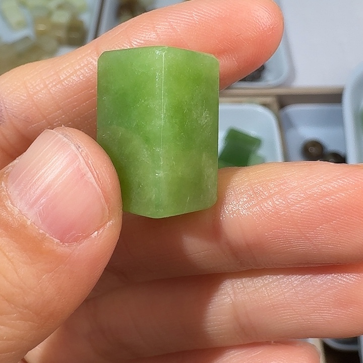 和田玉未镶嵌颈饰112011