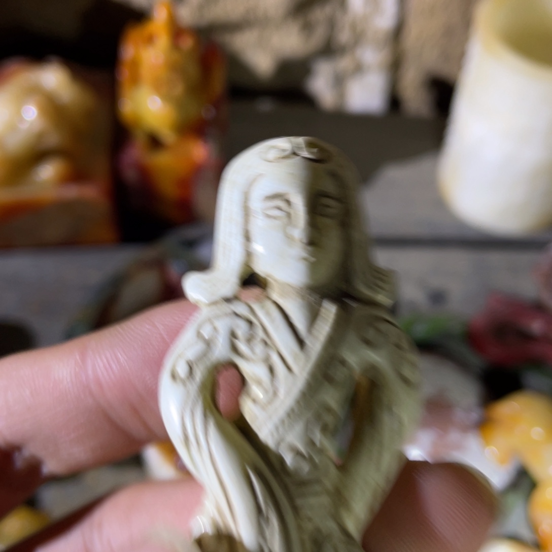 和田玉（糖玉）未镶嵌挂件