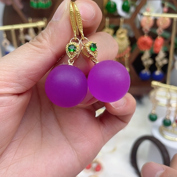 石英质玉耳钉合金