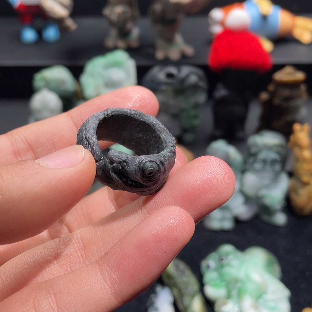 J****翡翠未镶嵌挂件戒指