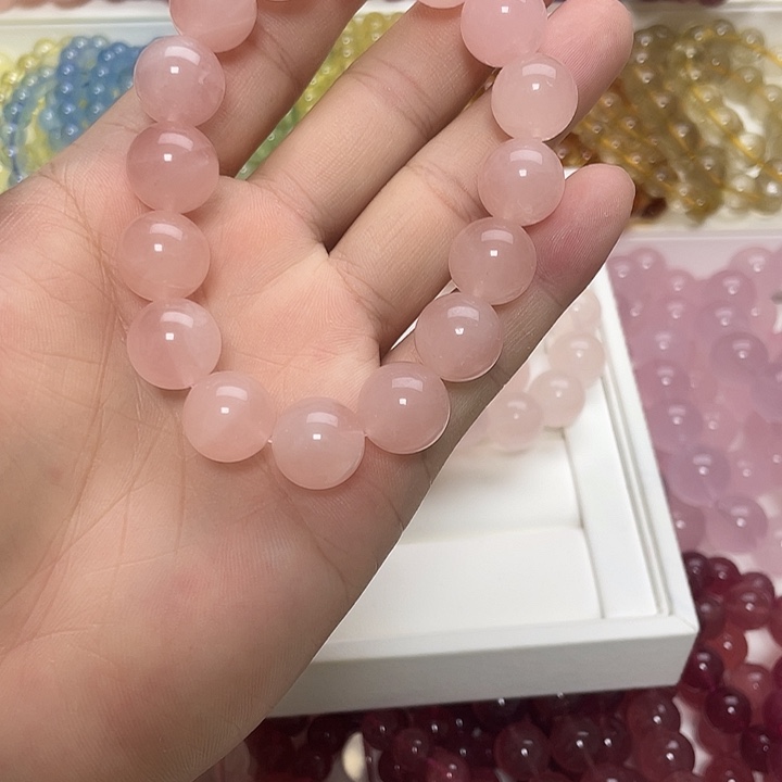 水晶手串未镶嵌果****)西柚马粉13咪拍一单