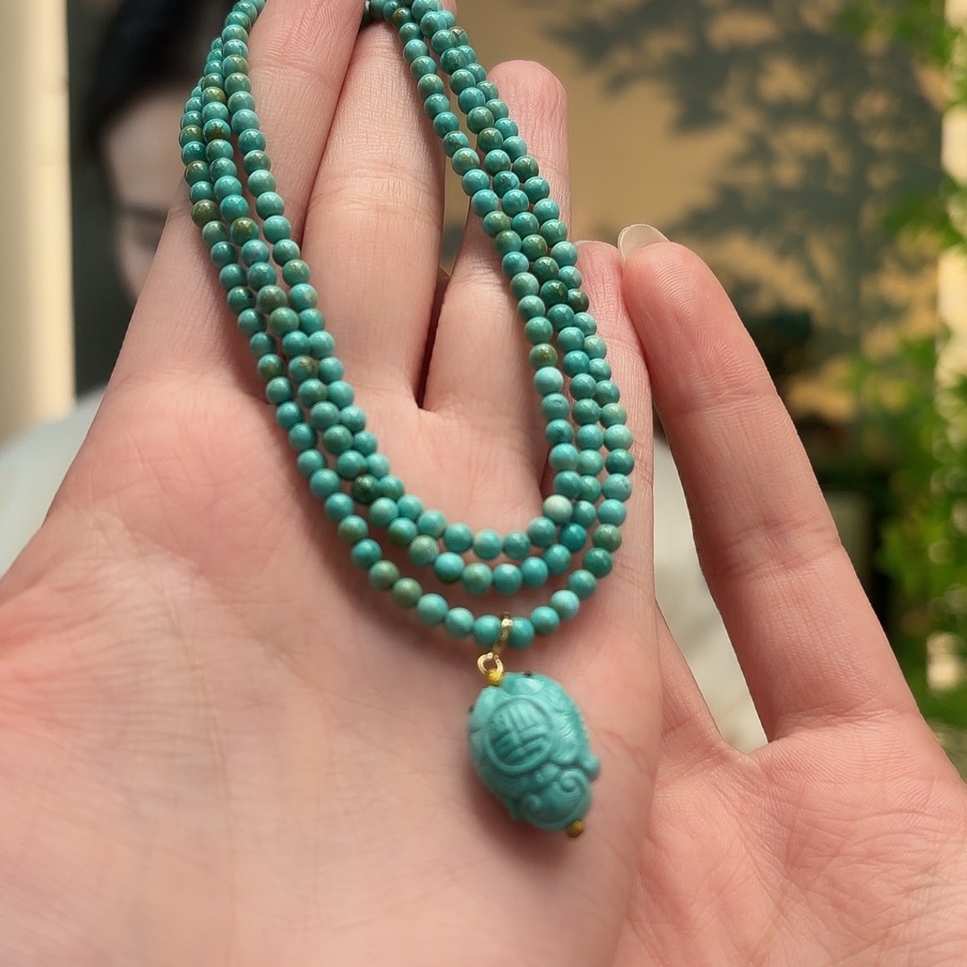 绿松石未镶嵌颈饰