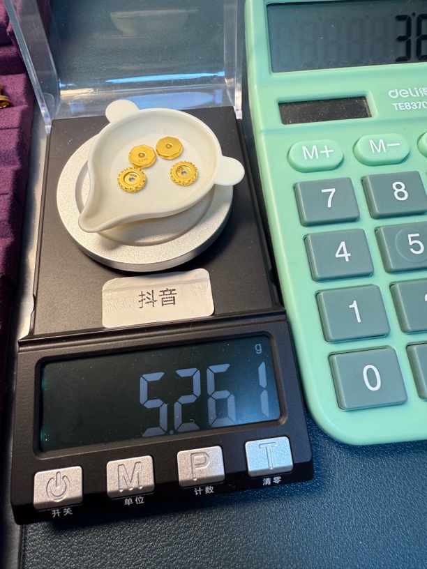 足金999无相隔片卡八唐草纹卡八秀