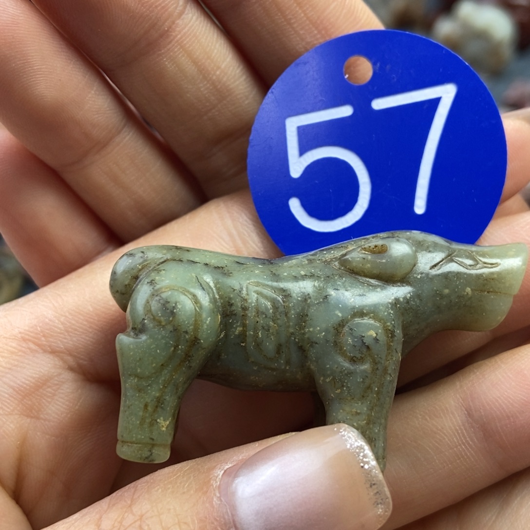 和田玉（糖玉）未镶嵌挂件