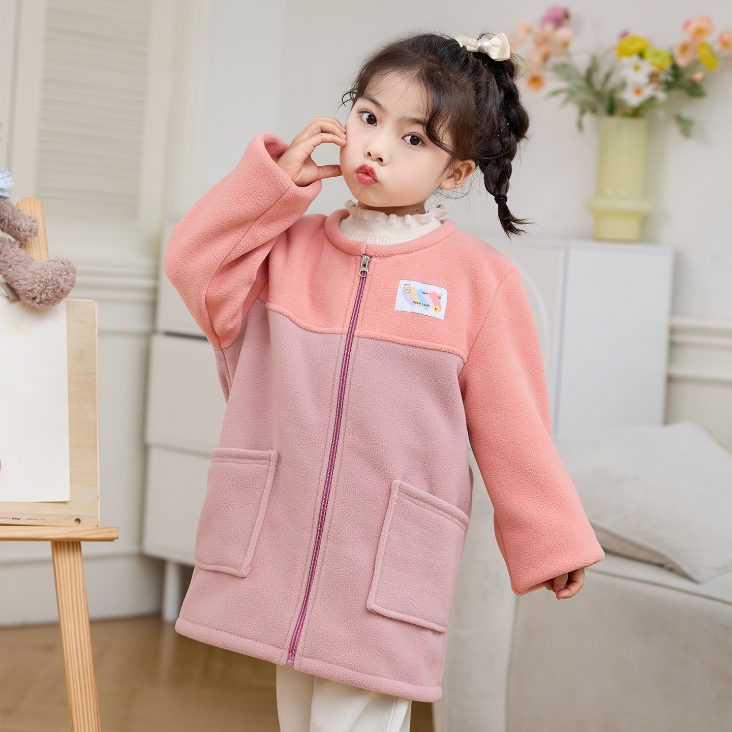 新款摇粒绒秋冬长袖防脏护衣女童画画吃饭校园风校服罩衣洋气外套