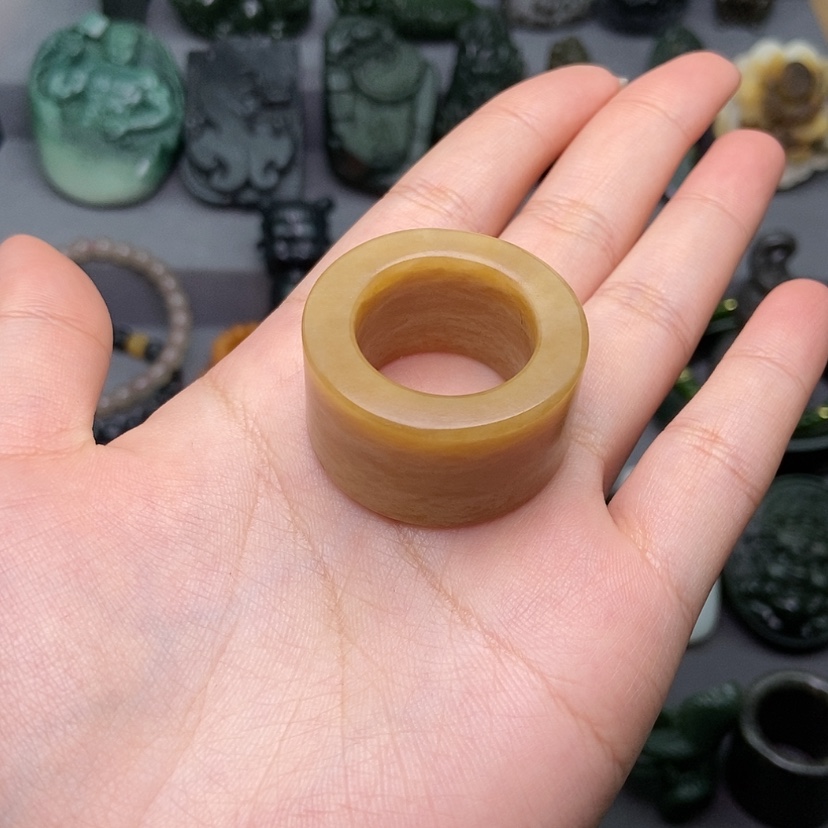 【闪购商品】和田玉颈饰未镶嵌雨*