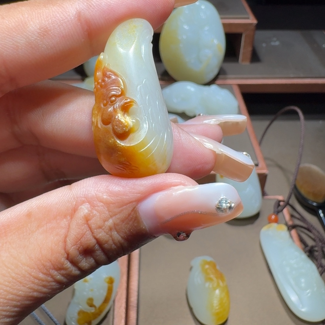 和田玉未镶嵌颈饰꧁****