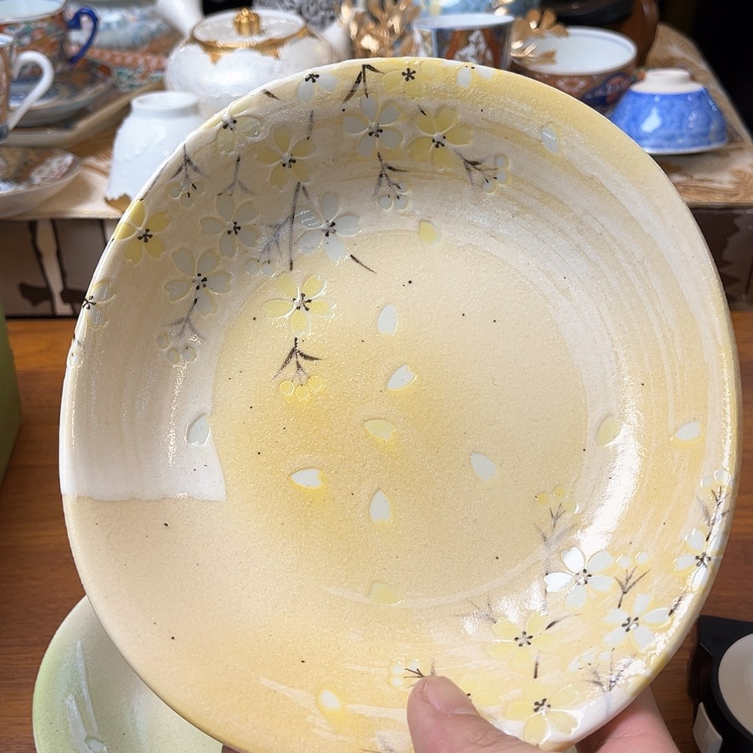 盖碗在一起就是要开心的生活才