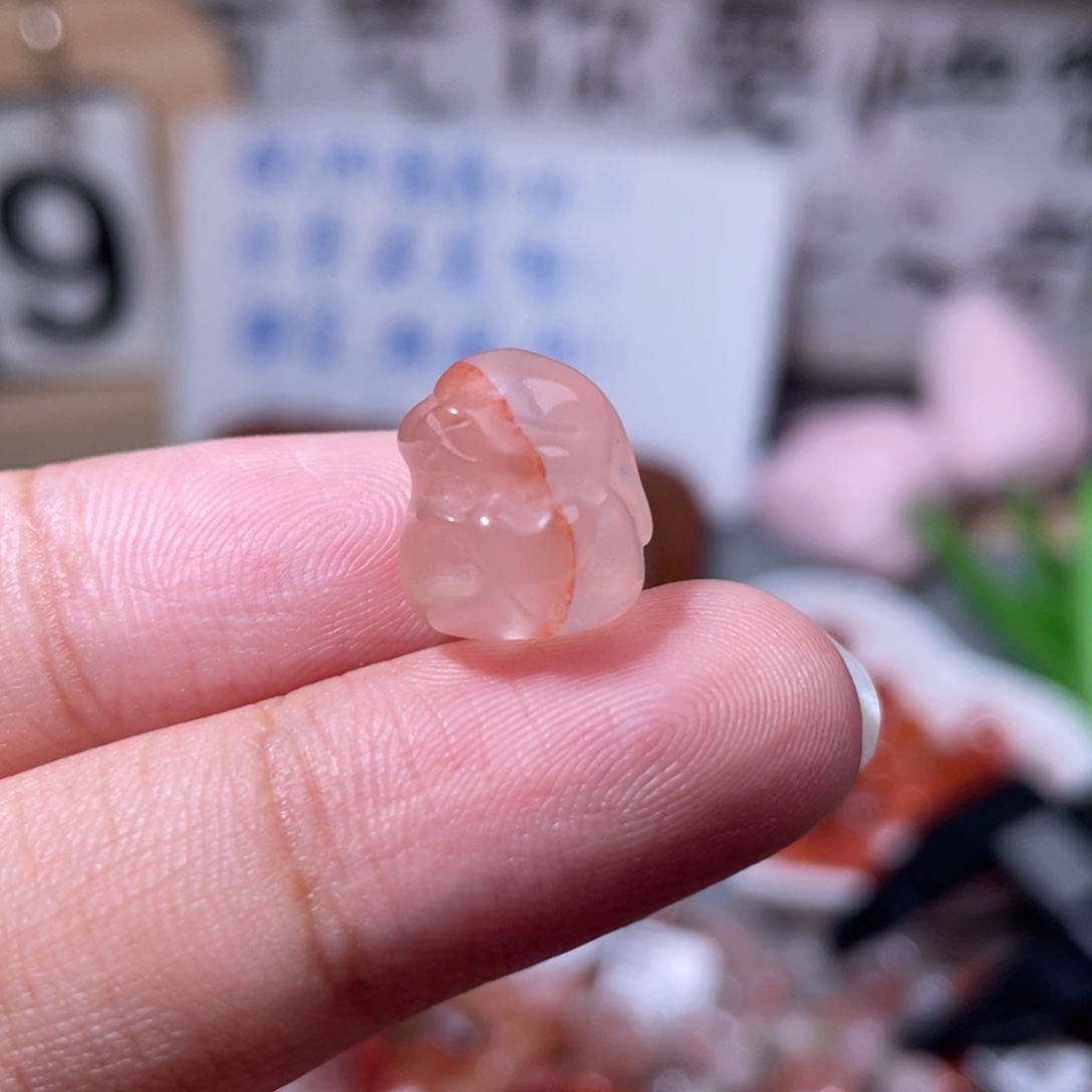 南红玛瑙未镶嵌挂件1049