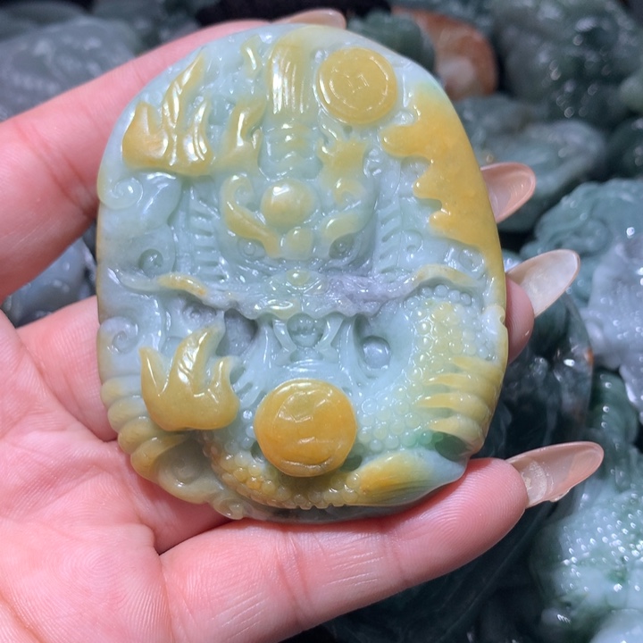 翡翠未镶嵌颈饰保真天然A货翡翠