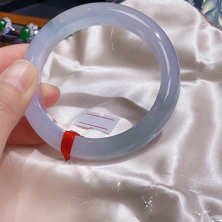 未镶嵌手镯翡翠缅甸翡翠手镯
