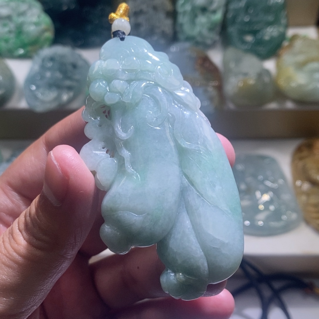 【闪购商品】翡翠颈饰未镶嵌福瓜