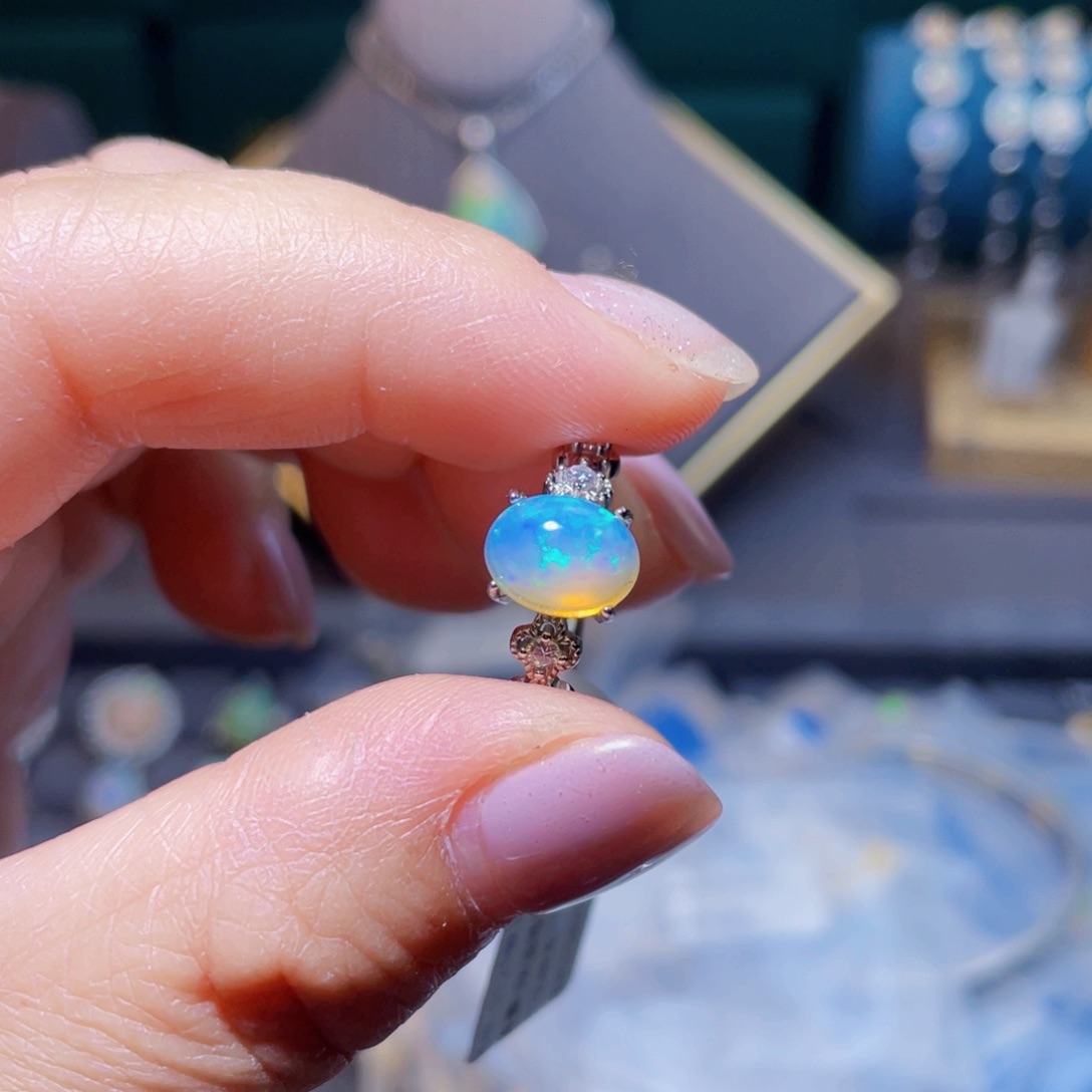 欧泊戒指〉银S925镶嵌