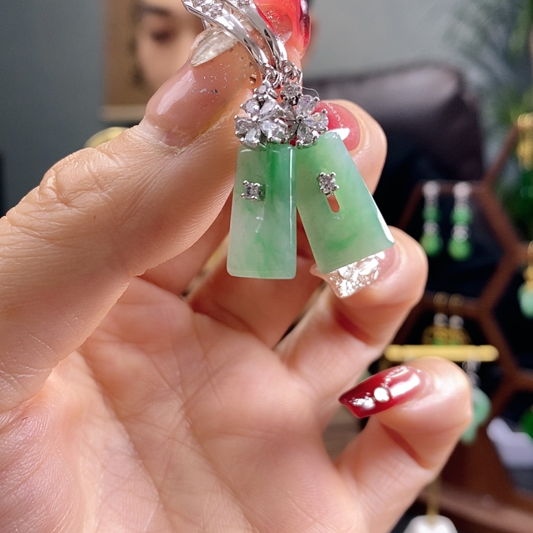 翡翠耳饰银S925镶嵌翡翠