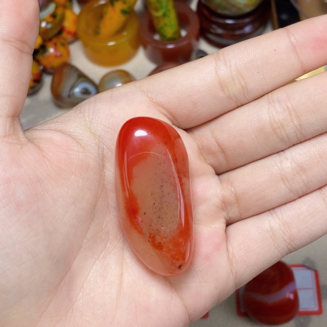 玛瑙/玉髓未镶嵌珠宝奇石