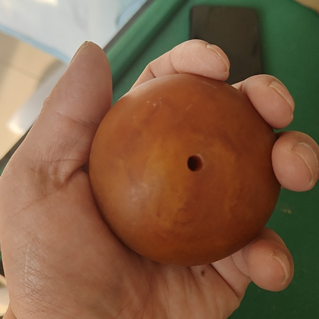 藏区年份久远老蜜蜡