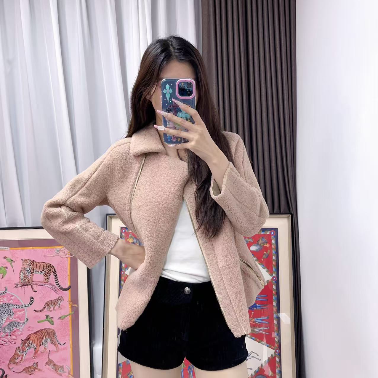 95新 FENDI/芬迪 羊皮外套40码/250425LJFYHA2
