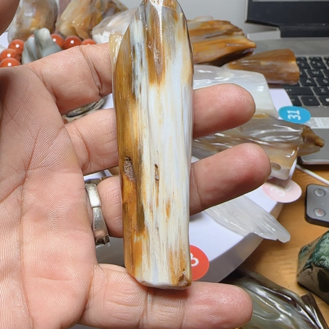 硅化玉未镶嵌手把