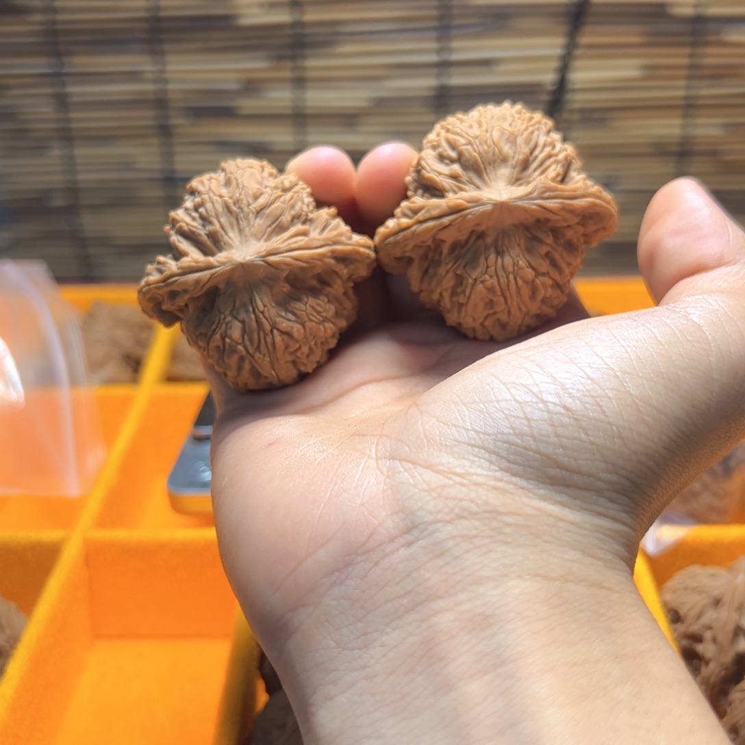 吊坠文玩核桃山*5核桃