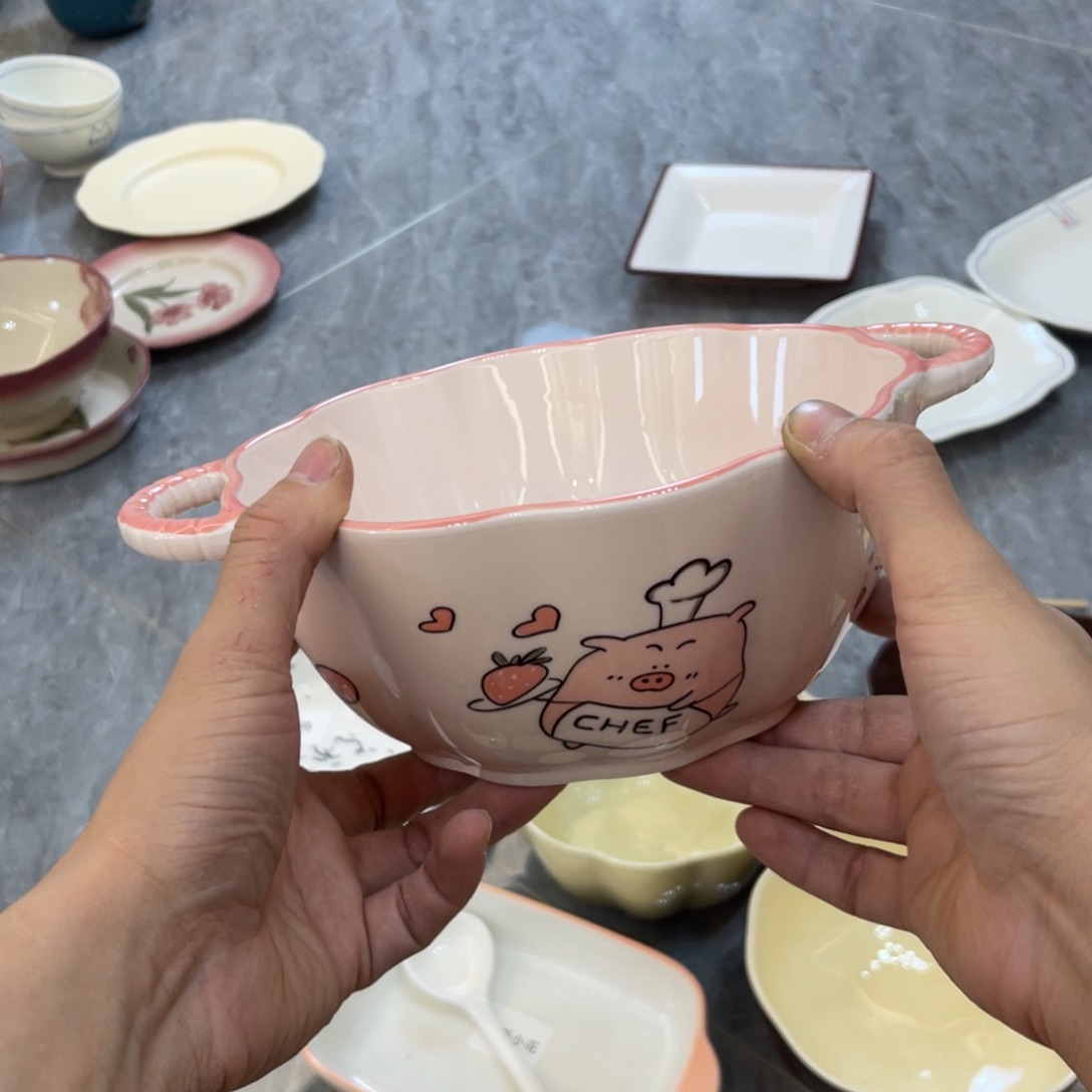 陶瓷微瑕餐具介意勿拍，满18飞！