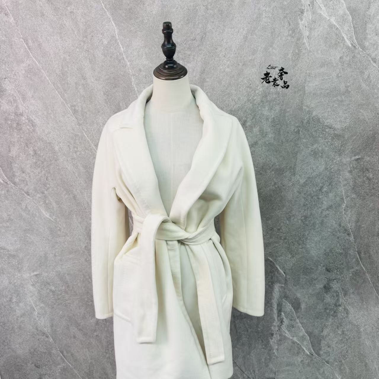 99新 MaxMara 海囤K/Maxmara外套/38码/bx60373