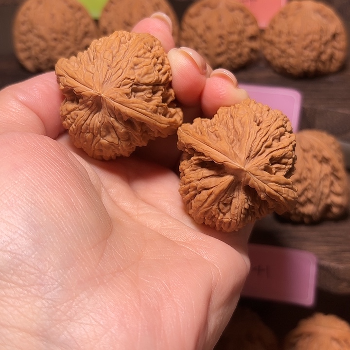 木质类南疆文玩核桃