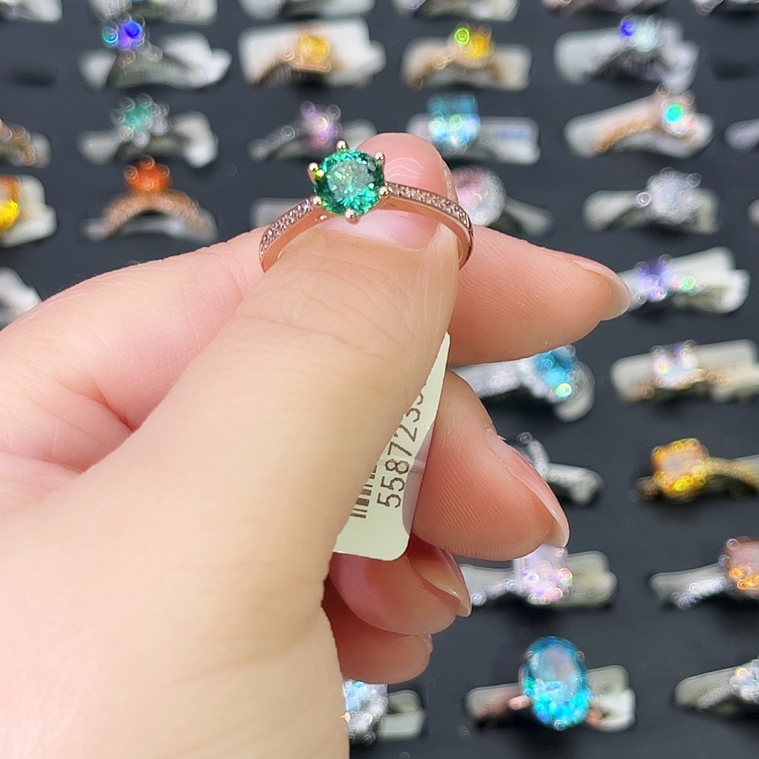 莫桑石非金属SH K枚蛮腰绿钻星空一卡-13