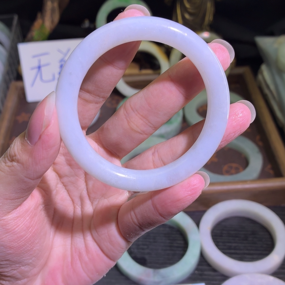 定制翡翠未镶嵌缅甸翡翠A货手镯毛胚定制