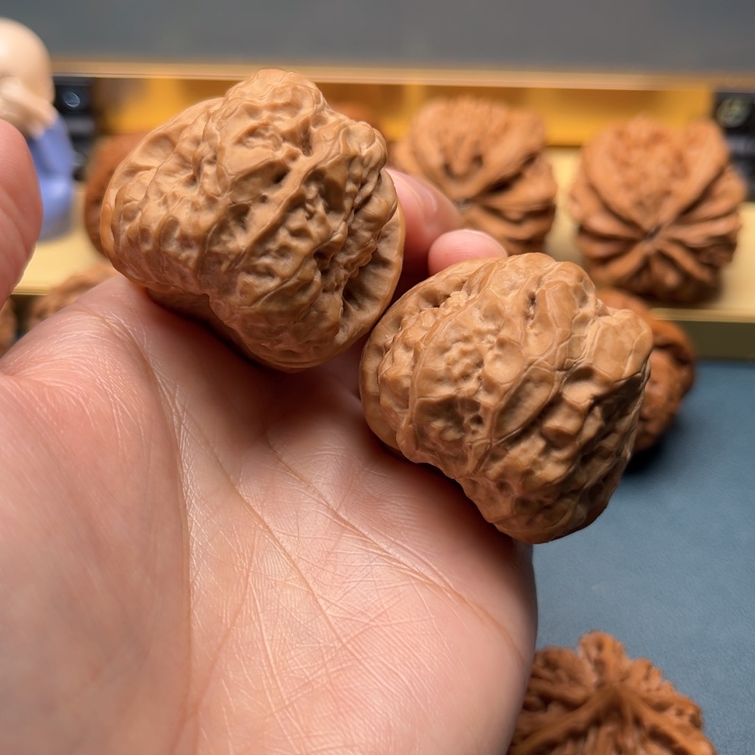 文玩核桃把件蛤蟆头39尺