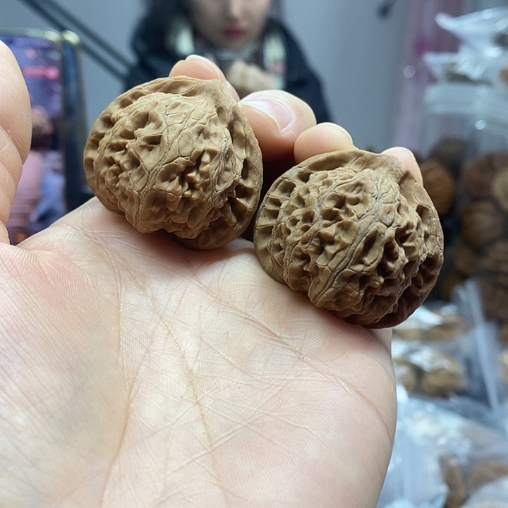 把件文玩核桃37宫灯红皮