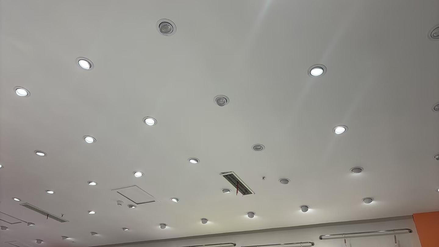 童装羽绒服冬季时尚情侣连帽潮流加厚中大通男女羽绒服