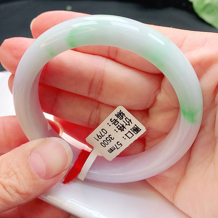 翡翠手镯未镶嵌手镯57