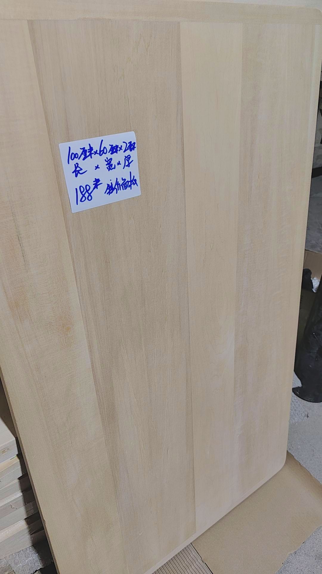 大面板椴木实木   （ 100厘米*60厘米*2厘米）手工面板